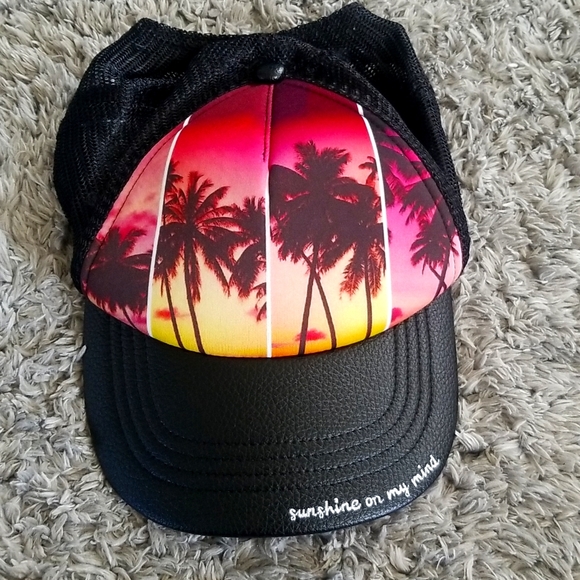 Beach Baseball Cap - Picture 1 of 4
